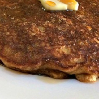Oatmeal Raisin Cookie Pancakes Recipe