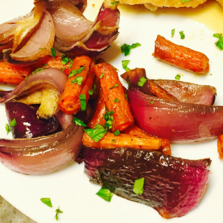 Oven Roasted Carrots and Onions