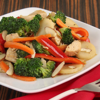 Paleo Chicken & Broccoli Stir-fry