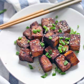 Pan-Seared Soy Sauce and Black Pepper Tofu