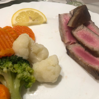 Pan Seared Tuna Steak