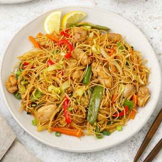 Pancit Bihon ( Filipino Fried Rice Noodle )-image