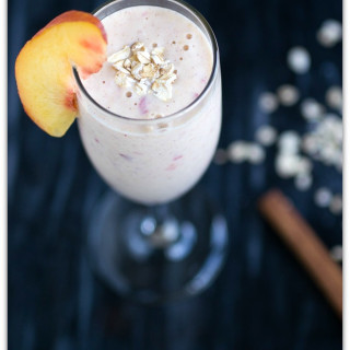 Peaches and Oats Smoothie