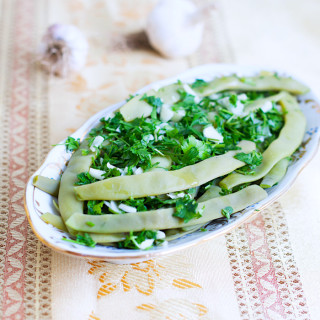 Pickled Garlicky Green Bean Salad