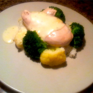 Poached Chicken Breast With Tarragon Sauce