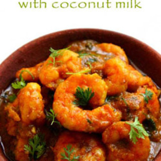 Prawns curry with coconut milk