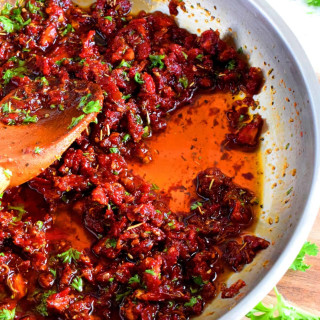 Quick and Easy Sun Dried Tomato Sauce