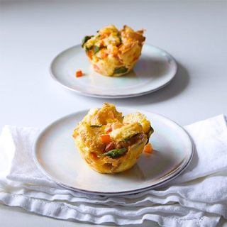 Quick Cooker Spinach & Pepper Breakfast Cups
