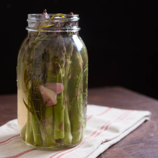 Quick-Pickled Asparagus With Tarragon and Shallot