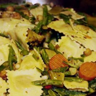 Ravioli Salad with Vegetables and Ham