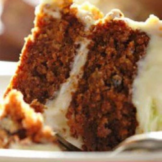 RAW CARROT CAKE WITH LEMON CASHEW FROSTING