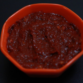 Red chili sauce recipe | Homemade hot chili sauce recipe | Dipping sauce re