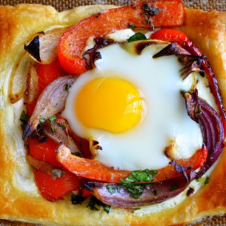 Red Pepper and Baked Egg Galettes 