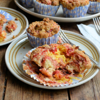 Rhubarb & Custard Muffins with Hazelnut Crunch Crumble Topping