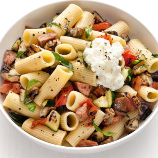 Rigatoni with Grilled Sausage and Vegetables
