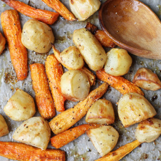 Roasted Potatoes and Baby Carrots With Garlic