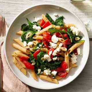 Roasted Red Pepper, Spinach &amp; Feta Penne Pasta