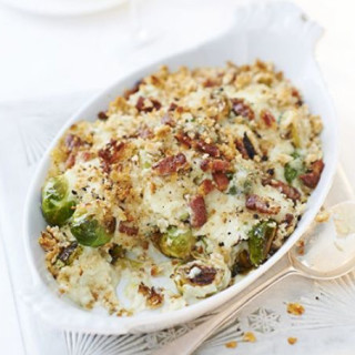 Roasted sprout gratin with bacon-cheese sauce