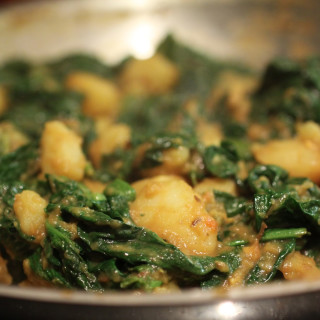 Saag Aloo (Indian Potatoes with Spinach)