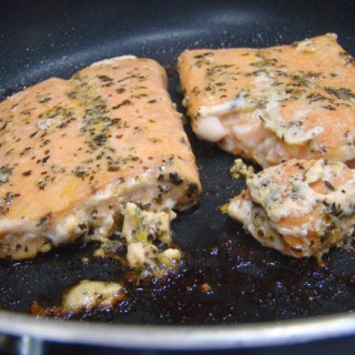Salmon Fillets With Basil and Orange