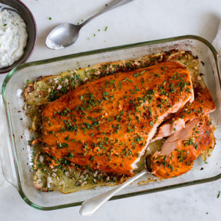 Salmon With Potatoes and Horseradish-Tarragon Sauce