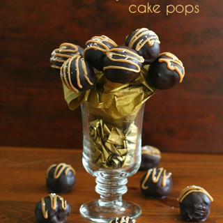 Salted Caramel Cake Pops – Low Carb and Gluten-Free