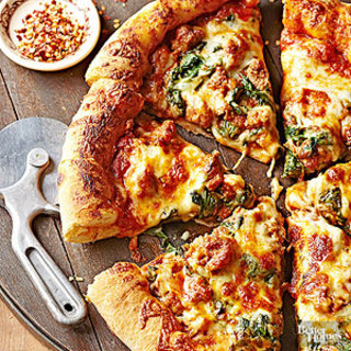 Sausage and Spinach Skillet Pizza