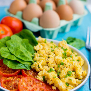 Scrambled egg with tomatoes