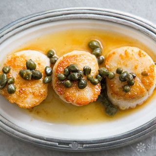 Seared Scallops with Brown Butter Caper Sauce