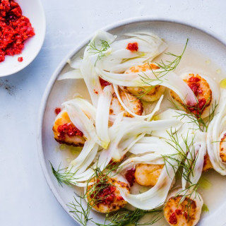 Seared Scallops with Red Chile Paste and Fennel Salad