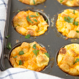 Seasoned Egg and Sausage Breakfast Cups