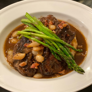 Short Ribs Braised in Red Wine with Pancetta, and Onions