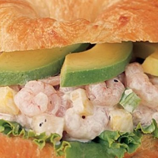 Shrimp Salad on Croissant (sandwich) z
