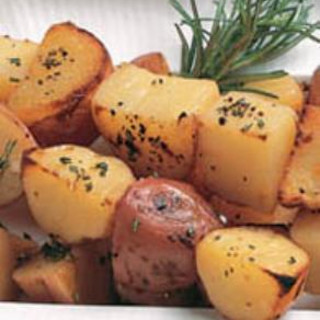 Camping - Grilled Rosemary Potatoes