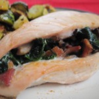 Simple Bacon and Spinach Stuffed Chicken