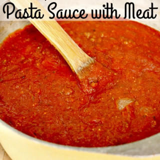 Simple Homemade Pasta Sauce with Meat