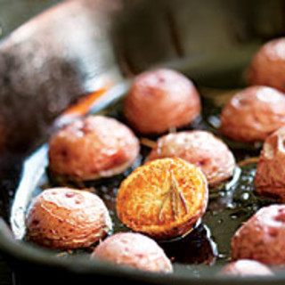 Skillet-Roasted Rosemary Potatoes