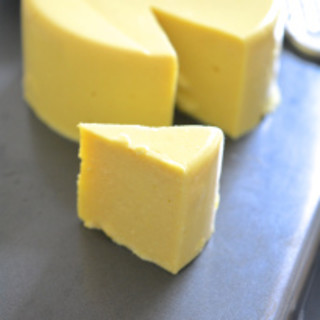Sliceable Vegan Cashew Cheese