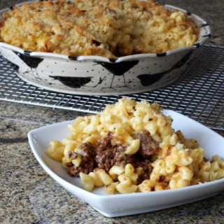 Sloppy Joes and Macaroni and Cheese Get Together in This Dish