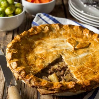 Slow Cooked Beef and Potato Pie - Cow Pie