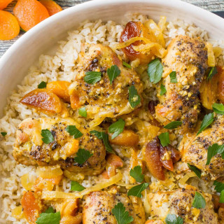 Slow cooker apricot chicken