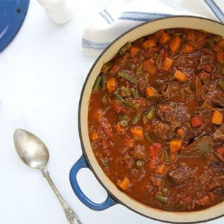 Slow Cooker Beef and Red Wine Casserole-image