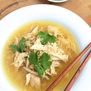 Slow Cooker Ginger Chicken and Rice Soup