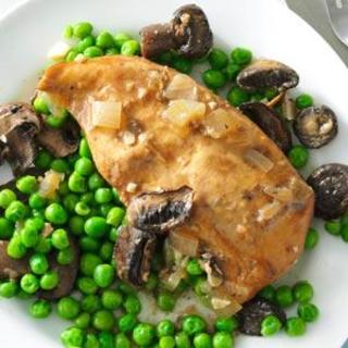 Slow Cooker Mushroom Chicken and Peas Recipe