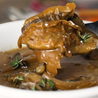Slow-Cooker Mushroom Soup with Sherry