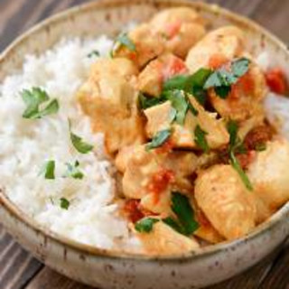 Slow Cooker Red Curry Almond Chicken