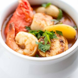 Slow Cooker Seafood Stew