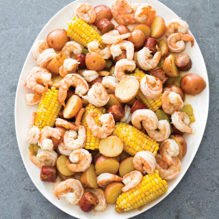 Slow-Cooker Shrimp Boil with Corn and Potatoes