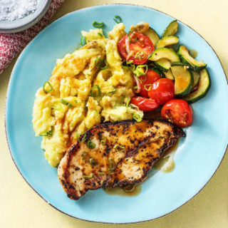 So Delizioso Chicken Cutlets with Cheesy Mashed Potatoes and Tomato Zucchin