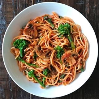 Spaghetti with Broccolini, Spinach and Mushrooms